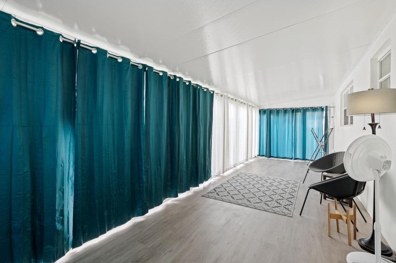 Comfy Bnb W/ King Bed + Work/Travel + Beach 8 Min Холандейл Бийч Екстериор снимка